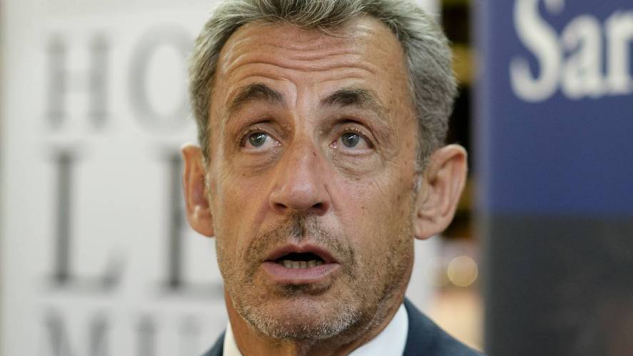 Frances former President Sarkozy: sentenced to jail for corruption
