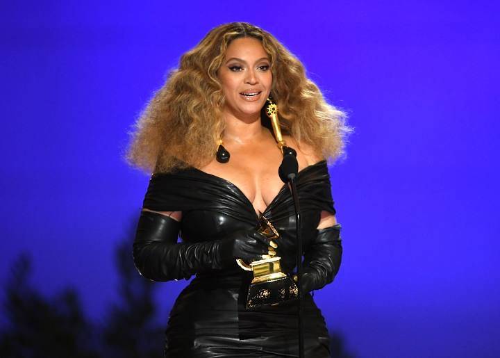 Beyoncé Reigns after breaking and setting Grammy awards
