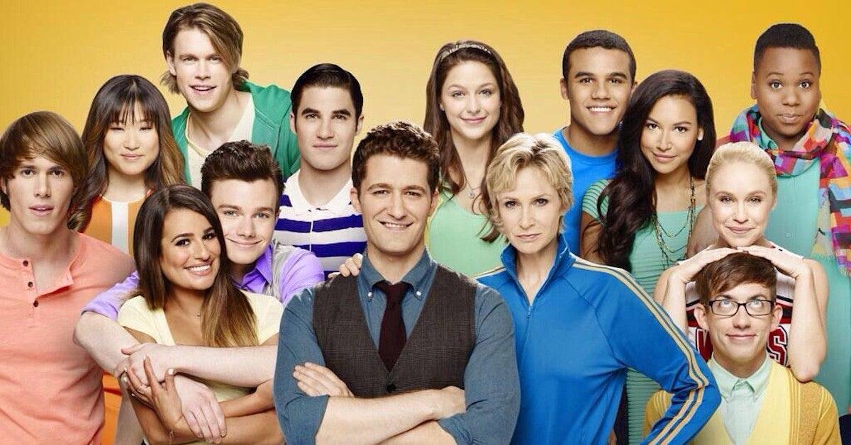 The cast of Glee will reunite to honor LGBTQ teens at the GLLAD media awards
