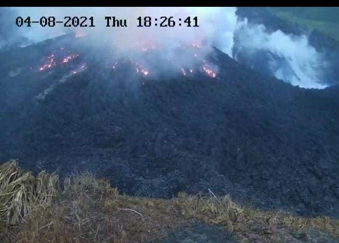 La Soufriere volcano now at Red Alert