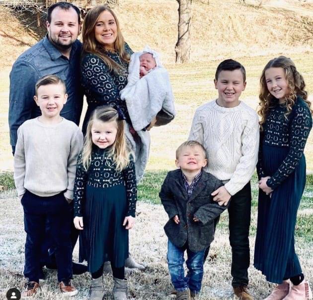 Josh Duggar's family gives statement after his arrest for child pornography