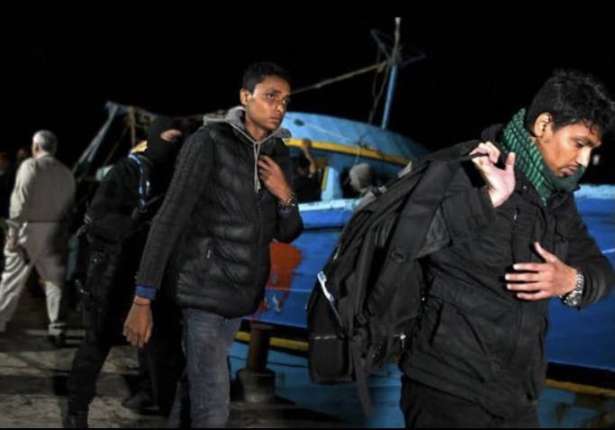 12 Haitian migrants apprehended; one discovered dead on Florida Beach