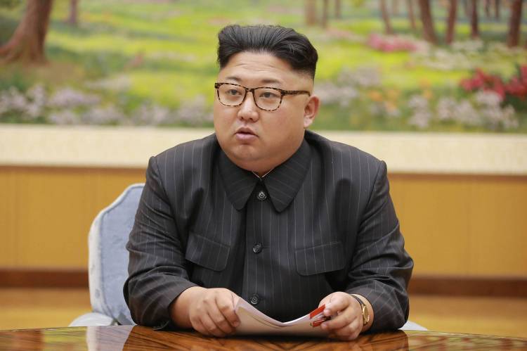 Kim Jong-un restricted skinny jeans over fears 'decadent' fashion could topple regime