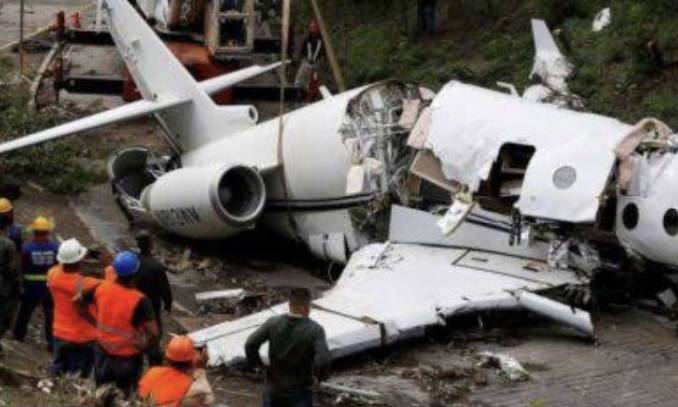 Haiti: Plane Crashes, Killing all six passengers and crew members on board