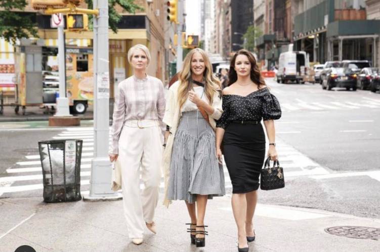 Sarah Jessica Parker introduces New sex and the city Reboot casts members