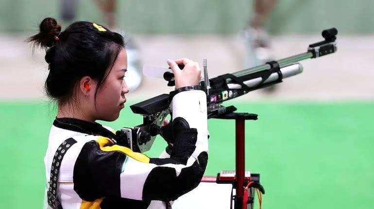 Chinese shooter Qian Yang wins 1st gold medal awarded at the Tokyo Olympics