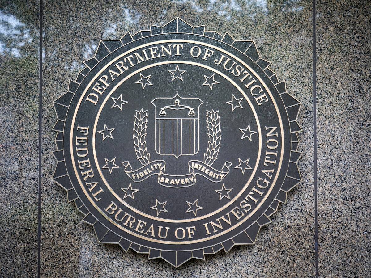 FBI used photos of female office staff as bait in sexual predator stings, watchdog says