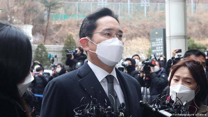 Samsung heir Lee Jae-Yong was released from prison on parole