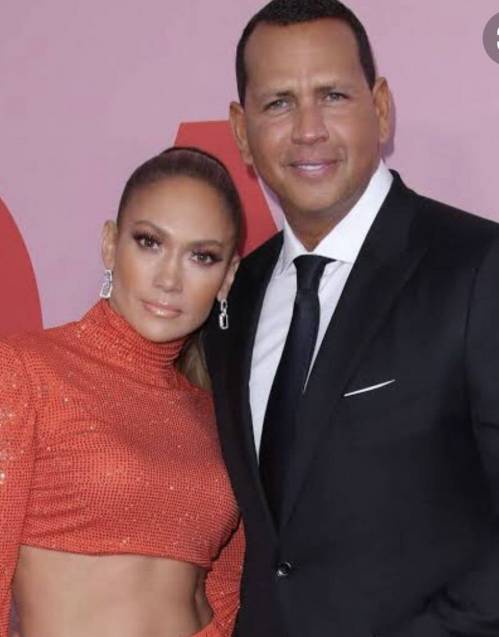 Jennifer Lopez Removes All Photos of Ex Alex Rodriguez on Instagram