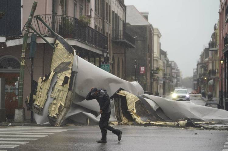 Hurricane Ida Batters, Louisiana, Leaving New Orleans Without Power