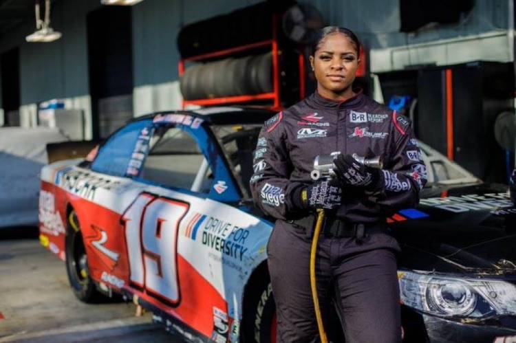 Brehanna Daniels makes history at NASCAR as 1st Black woman hired as a member of a pit  crew