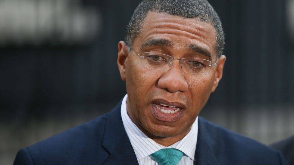 Jamaica: PM Andrew Holmes announces new curfew hours
