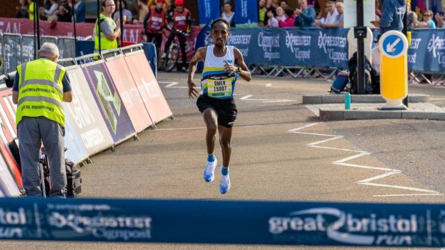 Accidental winner of Bristol half marathon Omar Ahmed disqualified after running wrong race