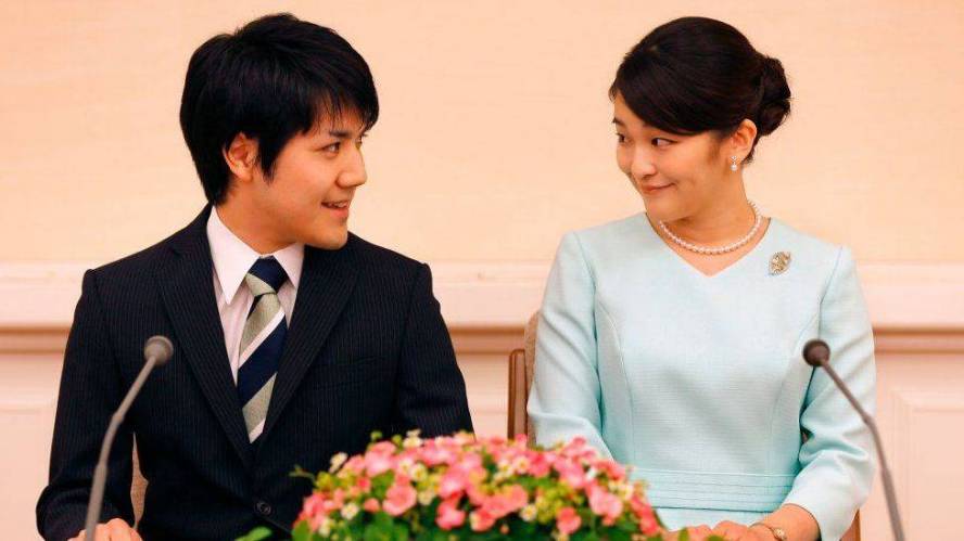 Japan's Princess Mako to marry fiancé Kei Komuro on Oct. 26