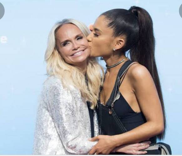 Ariana Grande Shares the Advice She Got From Kristin Chenoweth That 'Changed My Entire Life'