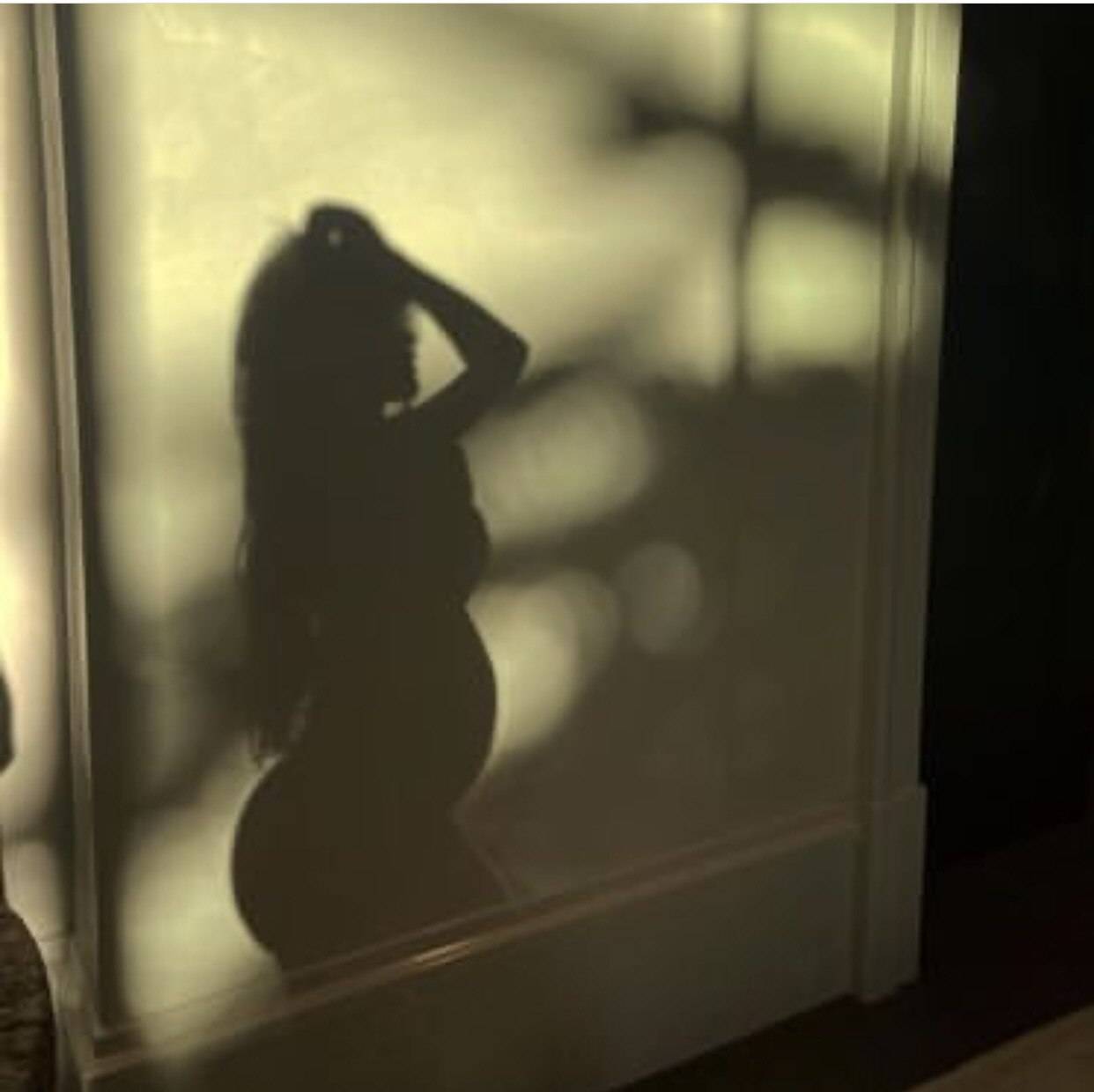 Pregnant Kylie Jenner Posts Photo of Her Bump-Tastic Shadow