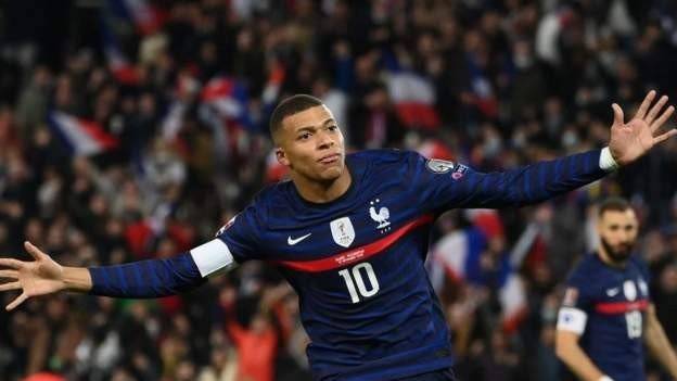 Mbappe hits 4 as France routs Kazakhstan 8-0 to reach WCup