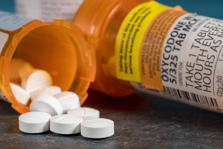 Drug overdose deaths hit US annual record levels