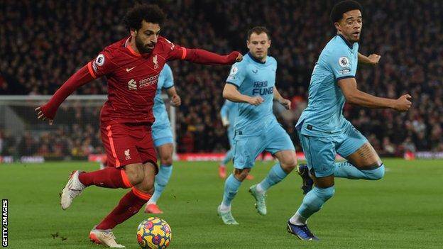 Liverpool 3-1 Newcastle: comeback win as Salah