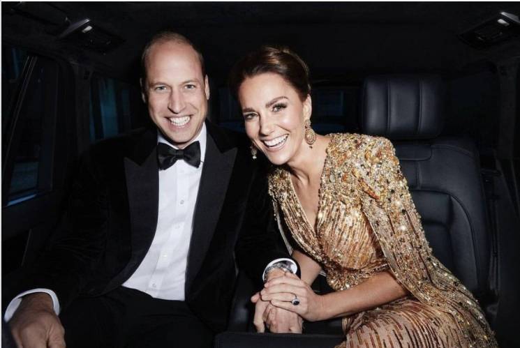 Prince William and Kate Middleton Share Sparkly New Year's Photo