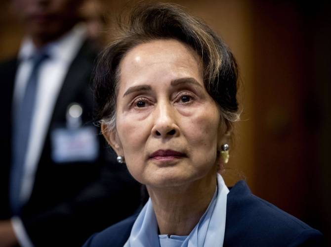 Ousted Myanmar leader Aung San Suu Kyi jailed for another four years