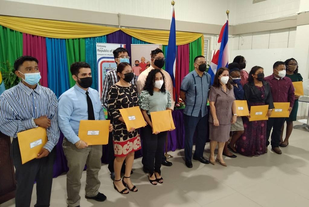 Cuba awards 13 medical scholarships to Belizean students
