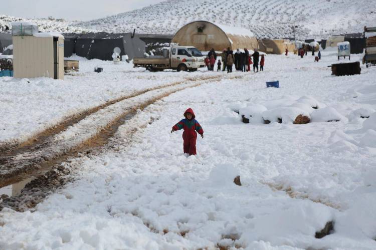 Syria war:Two Babies froze to death after cold storm-hit Idlib camps