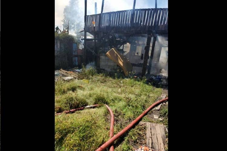 Fire destroys house in Guyana, family of 13 left homeless
