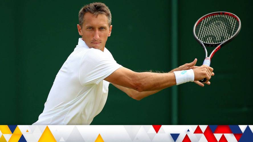Ukrainian tennis star returned to Ukraine to help fight the Russians without telling his kids