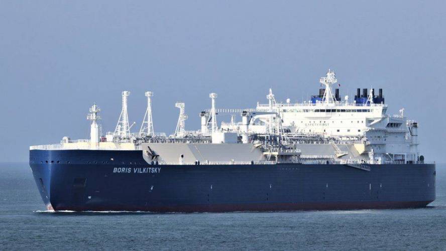 UK dockers vow to refuse tanker of Russian has, Ukraine sanctions