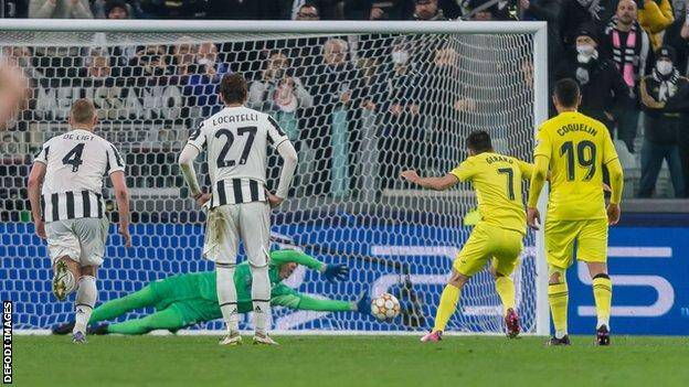 Juventus 0-3 Villarreal, scored three late goals to move into the Champions League