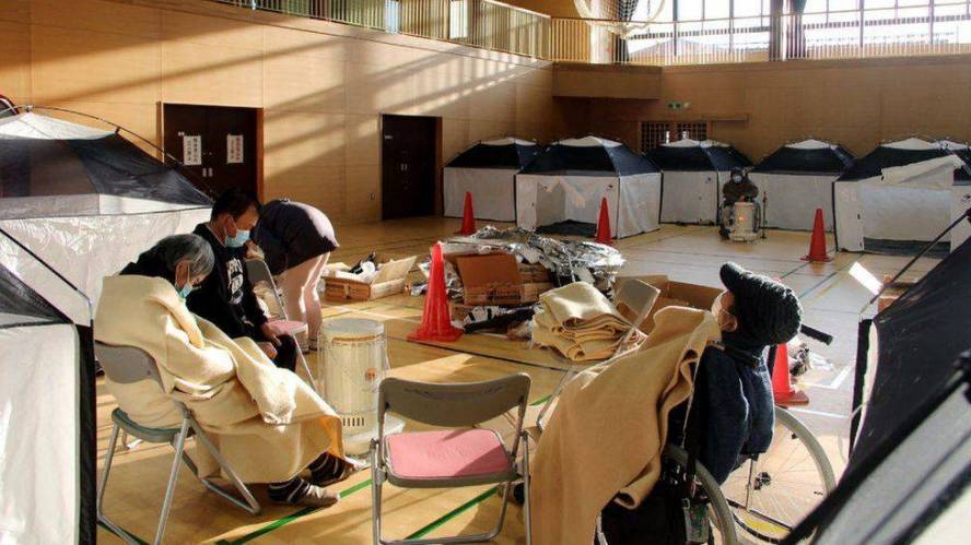 Japan hit by tremor Earthquake, Two people dead