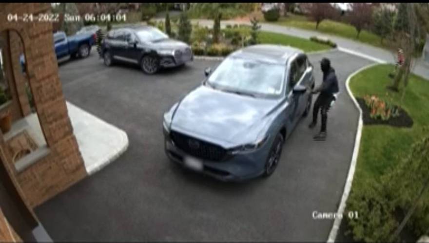 Police: Multiple cars ransacked in Manhasset; car thefts up across Nassau County
