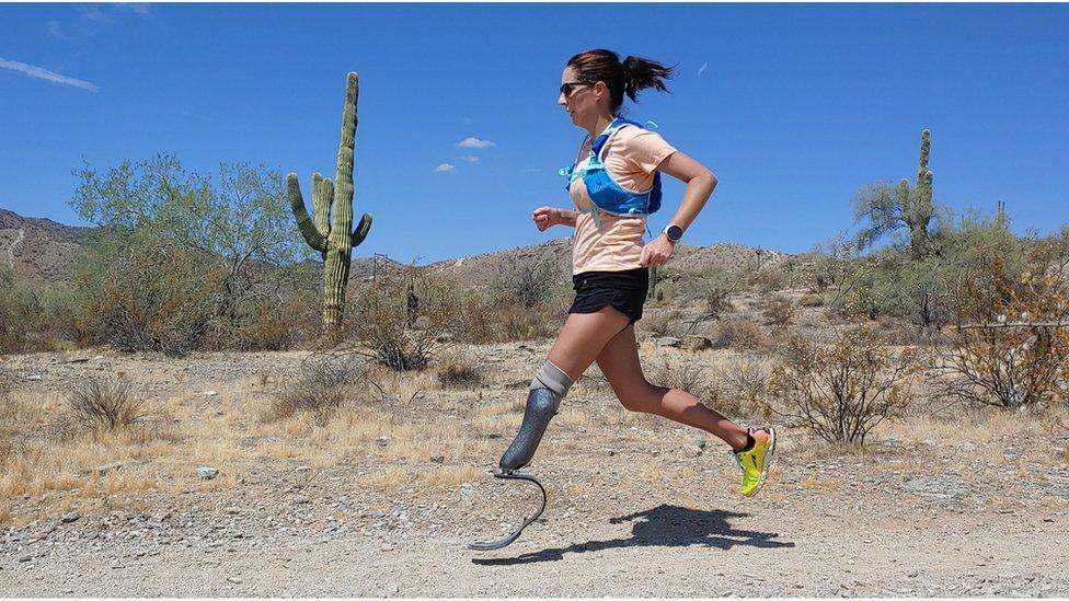 The cancer survivor Jacky Hunt-Broersma ran 104 marathons in 104 days