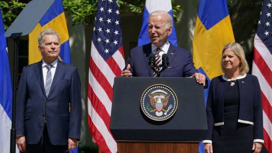 Biden says the US fully backs Sweden and Finland’s Nato bids
