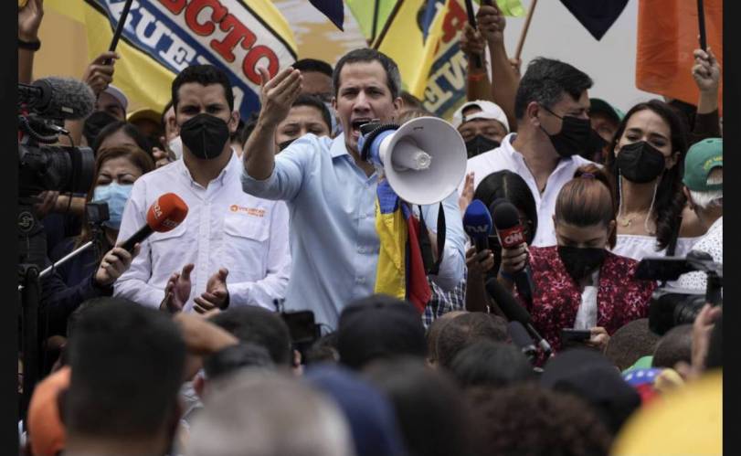 Venezuelan opposition leader attacked during national tour