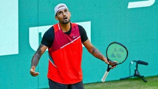 Nick Kyrgios defeated racquet and argued a win over Stefanos Tsitsipas