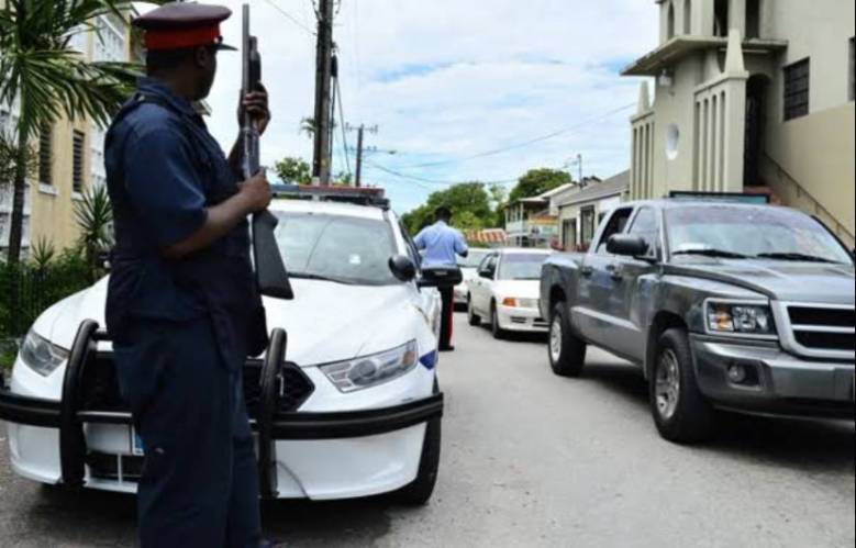 Bahamas: Three police officers charged with murder