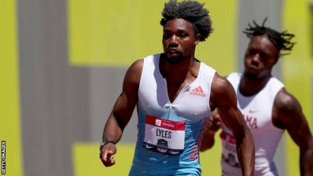 Noah Lyles edges out Erriyon Knighton in 200m final at US Athletics Championships