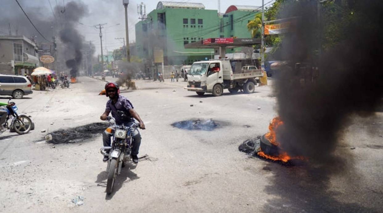 Haiti gang wars intensify as armed men set church on fire