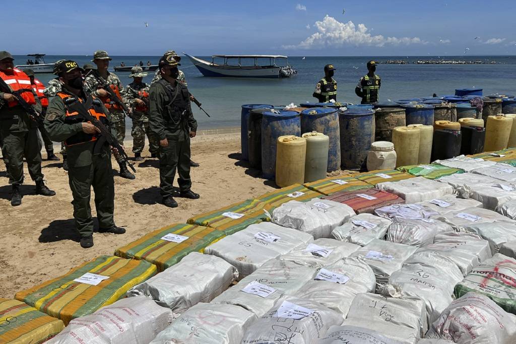 Venezuela: Armed forces make largest marijuana bust in a decade