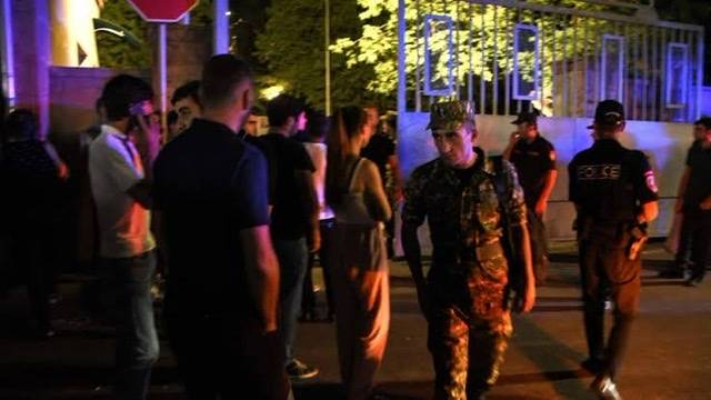 Almost 100 people were killed in Armenia-Azerbaijan overnight clashes