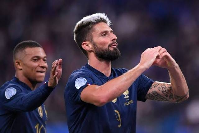 France defeat Austria 2-0 with goals from Mbappe and  Giroud