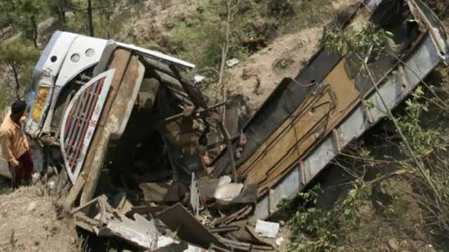 Almost 25 killed as bus plunges into gorge in Pauri Garhwal district