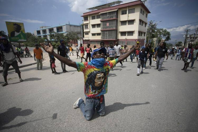 Haiti at breaking point as economy tanks and violence soars
