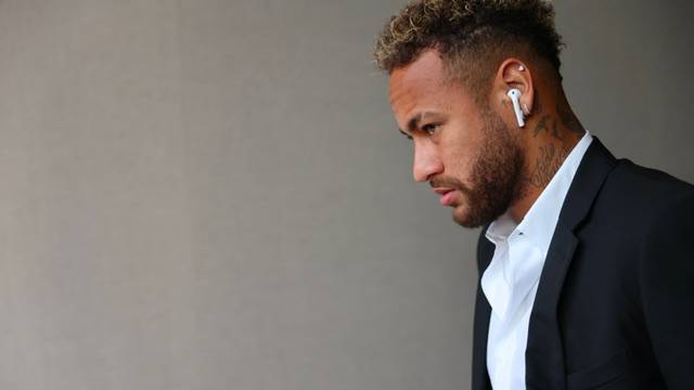 Neymar faces five-year prison term request over transfer to Barcelona