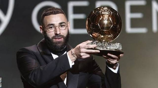 Karim Benzema wins award of the best football player in the world for the first time