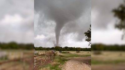 A dozen tornadoes hit three states At least one dead, and multiple people missing in Oklahoma