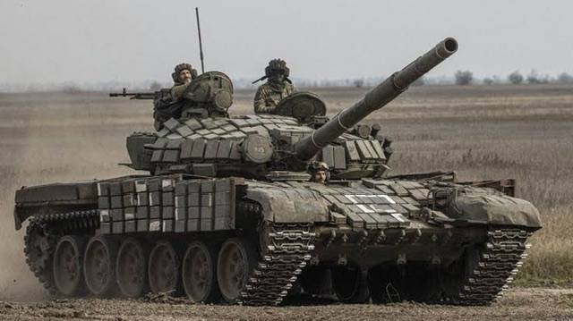 Ukraine claims Kyiv significant gains as Russia exits Kherson