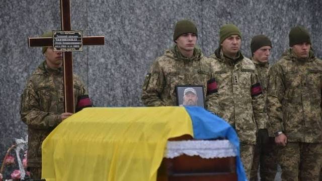 Zelensky’s aide reveals nearly up to 13,000 soldiers were killed in the war